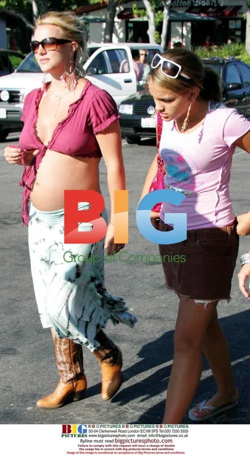 Pregnant Britney Spears in Malibu