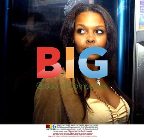 Samantha Mumba films 3CROSSES scene with Emmet Scanlan