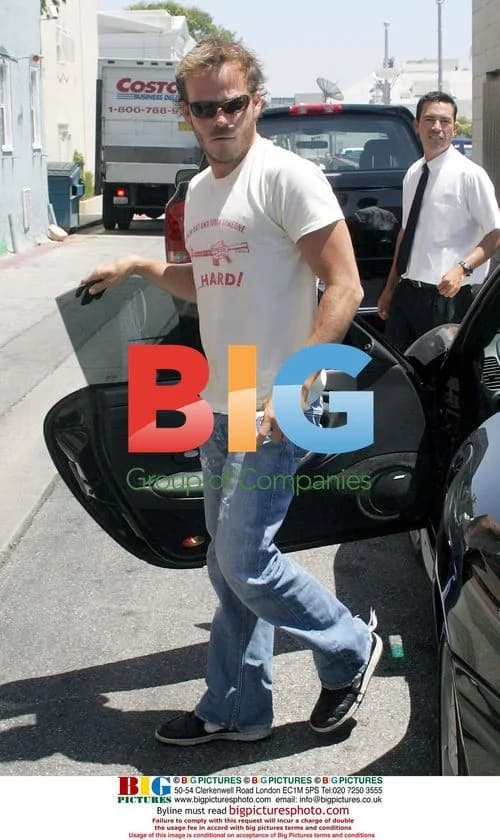 Stephen Dorff smoking in West LA