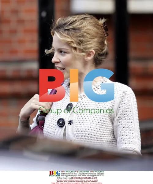 Kylie Minogue Leaves for Rehearsals