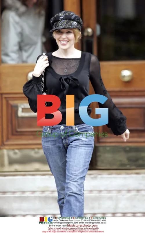 Kylie Minogue Heads to Dance Lesson
