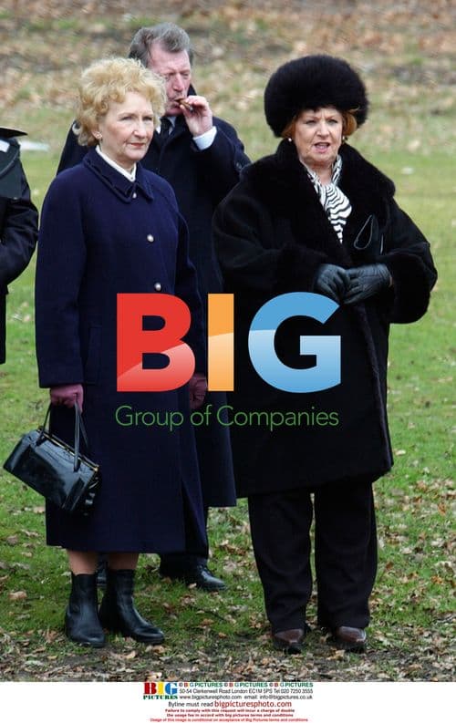 Coronation Street stars film funeral scene