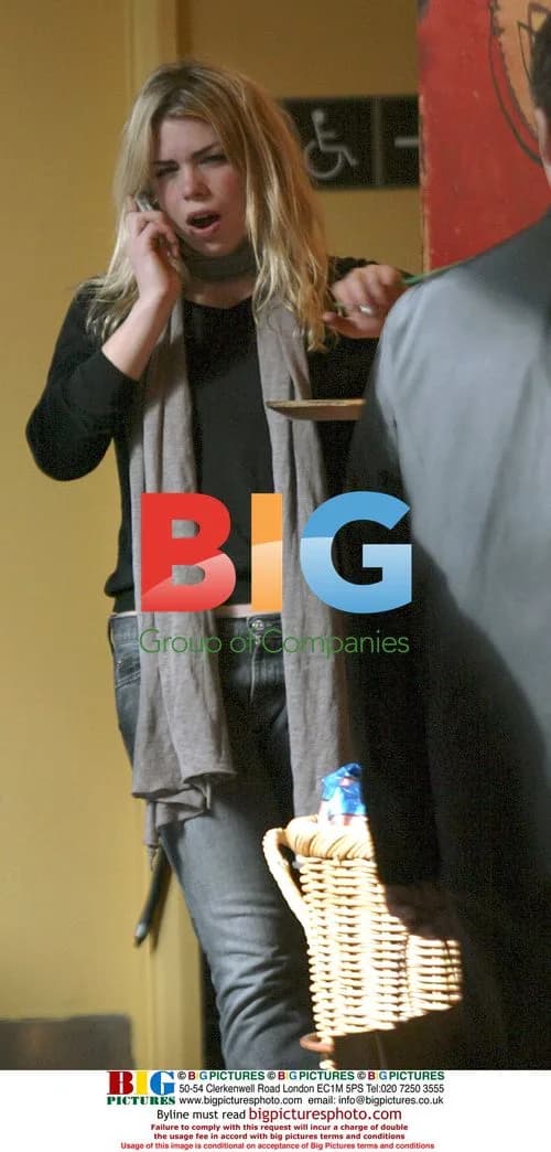 Billie Piper Grabs Coffee in London