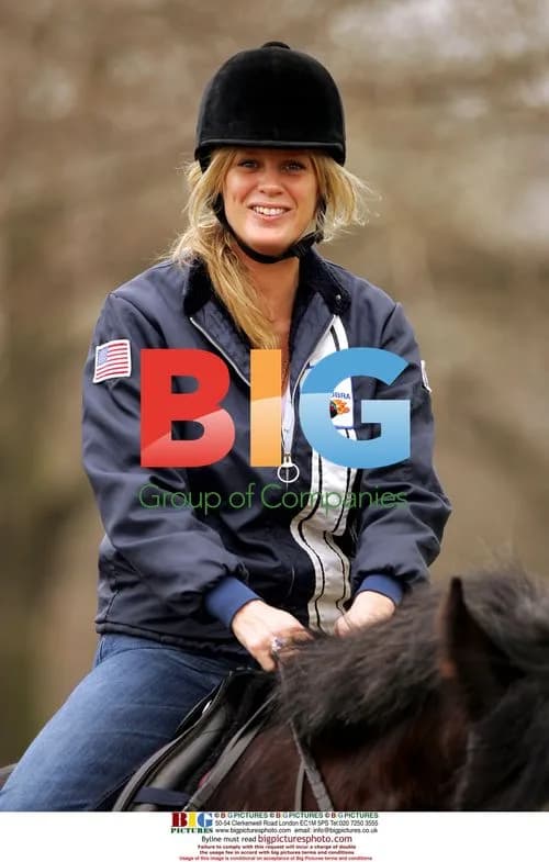Rachel Hunter Horse Riding in London's Hyde Park