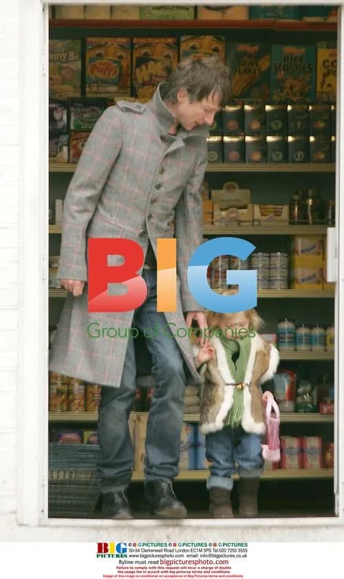 Jefferson Hack and Daughter Lila Grace Out Shopping
