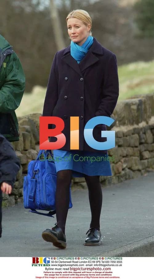 Denise Van Outen on Set of "Where The Heart Is"