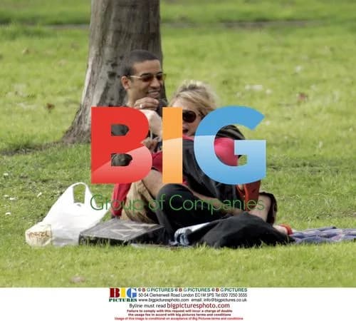 Billie Piper and boyfriend in Primrose Hill