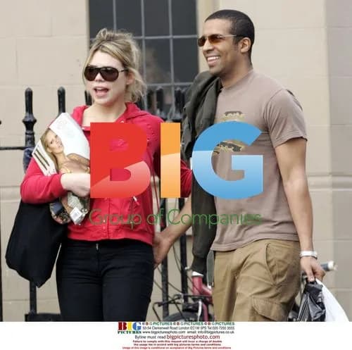 Billie Piper and boyfriend in Primrose Hill