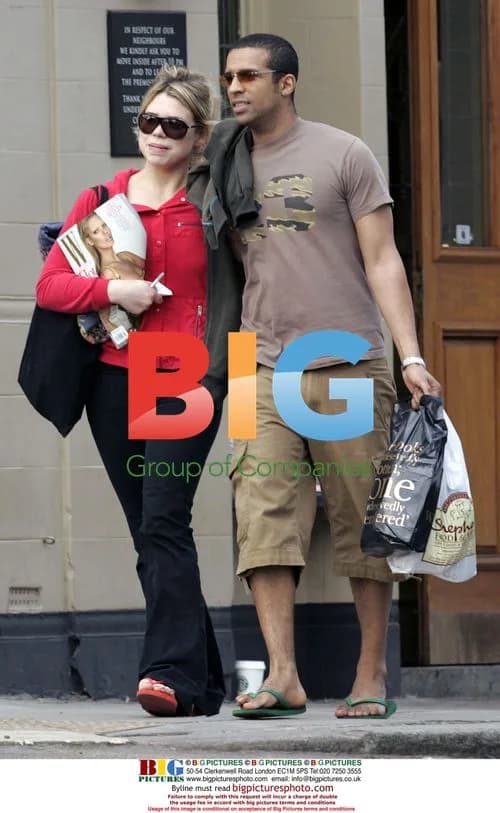 Billie Piper and boyfriend in Primrose Hill