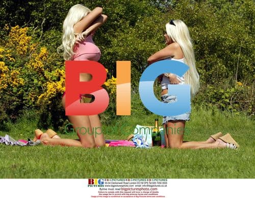 Model Emma B Enjoys Park Outing with Friend