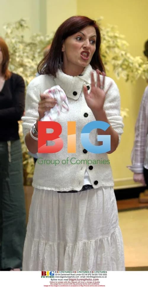 Davina McCall visits St Richards Hospital