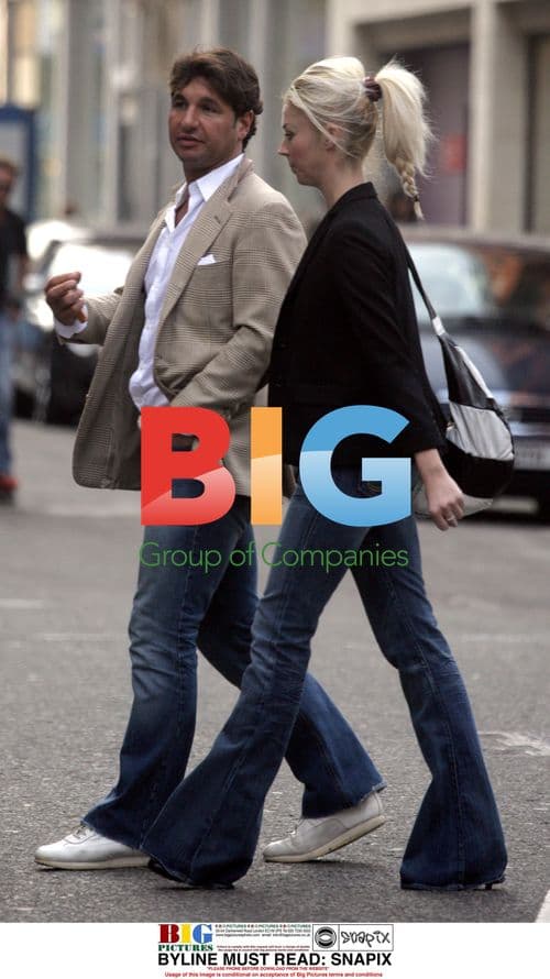 Tamara Beckwith strolling with boyfriend in London