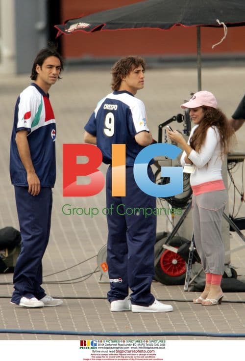 Footballers Nesta and Crespo film Gatorade ad