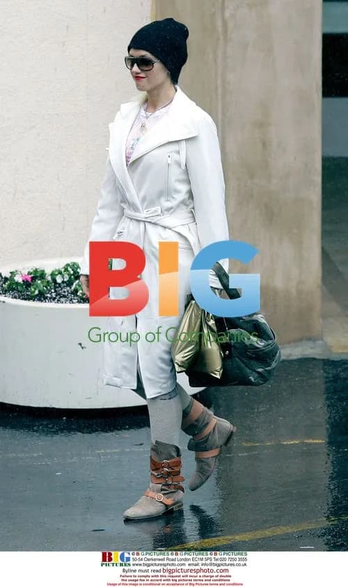 Gwen Stefani and Gavin Rossdale Leaving Doctor's Office