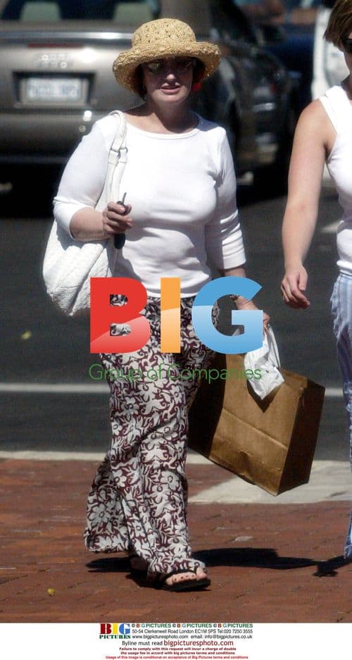 Sharon Osbourne Goes Shopping in Beverly Hills