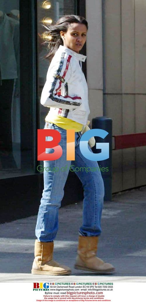 Aisha Tyler out in Toronto, Canada