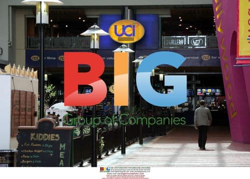 MUFC Footballers See Star Wars at Cardiff Cinema