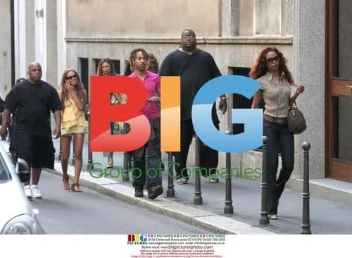 Destiny's Child Out Shopping in Milan