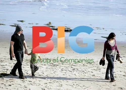 Bono and family enjoy Malibu beach