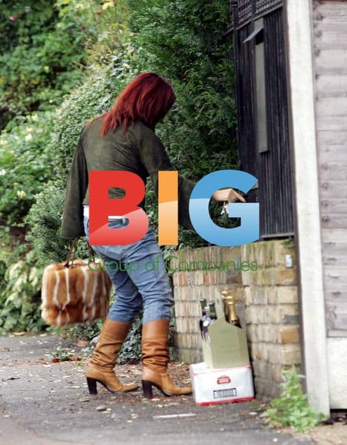 Jessie Wallace prepares for baby's 1st birthday