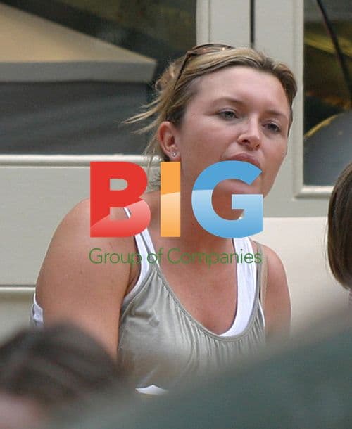 Tina Hobley and daughter Isabella enjoy an afternoon outing