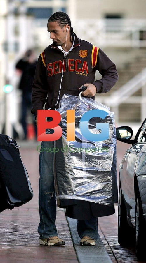 England Squad Arrives at Lowry Hotel