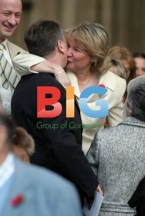 Richard Whiteley's Wife at Memorial
