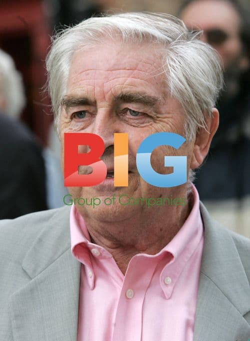 Stars at Richard Whiteley Memorial Service