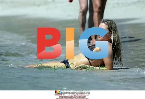 Abi Titmuss on Holiday in Mallorca