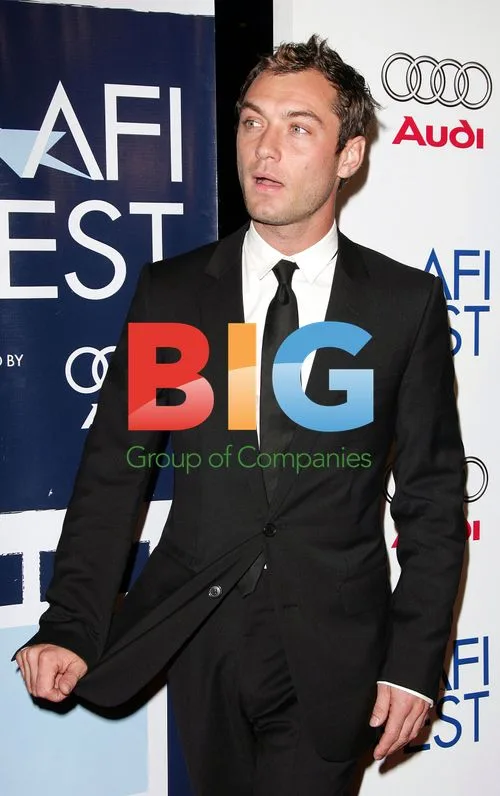 Jude Law at 'Casanova' Premiere