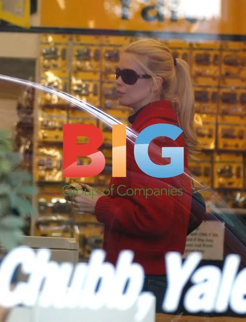 Claudia Schiffer Visits Notting Hill Locksmith