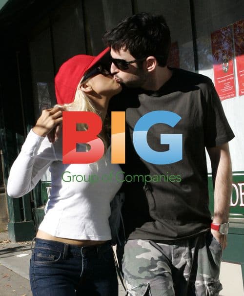 Christina Aguilera and Jordan Bratman Go Shopping in Napa Valley