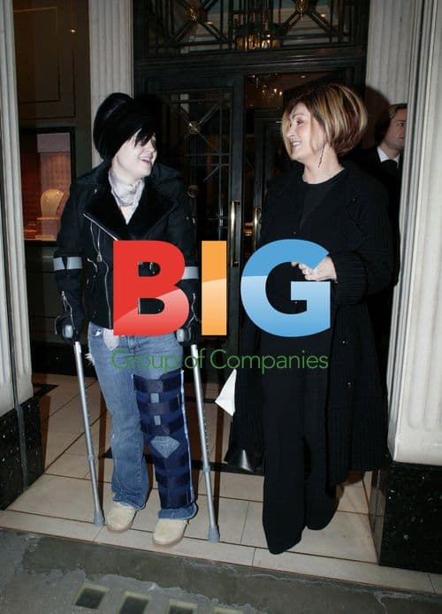 Kelly Osbourne and Sharon Leaving Flat