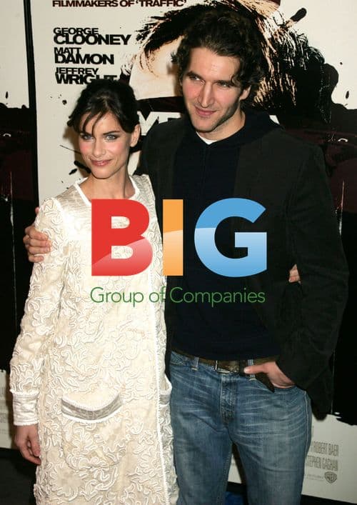 Amanda Peet at 'Syriana' Premiere