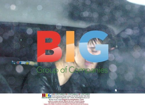 Matt Jay and Emma Griffiths kiss in taxi