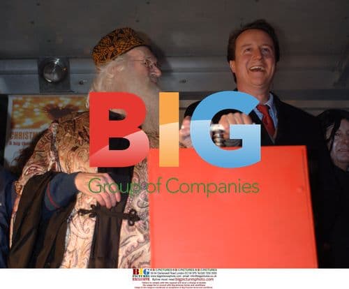 David Cameron and Dumbledore Lookalike at Witney Christmas Lights