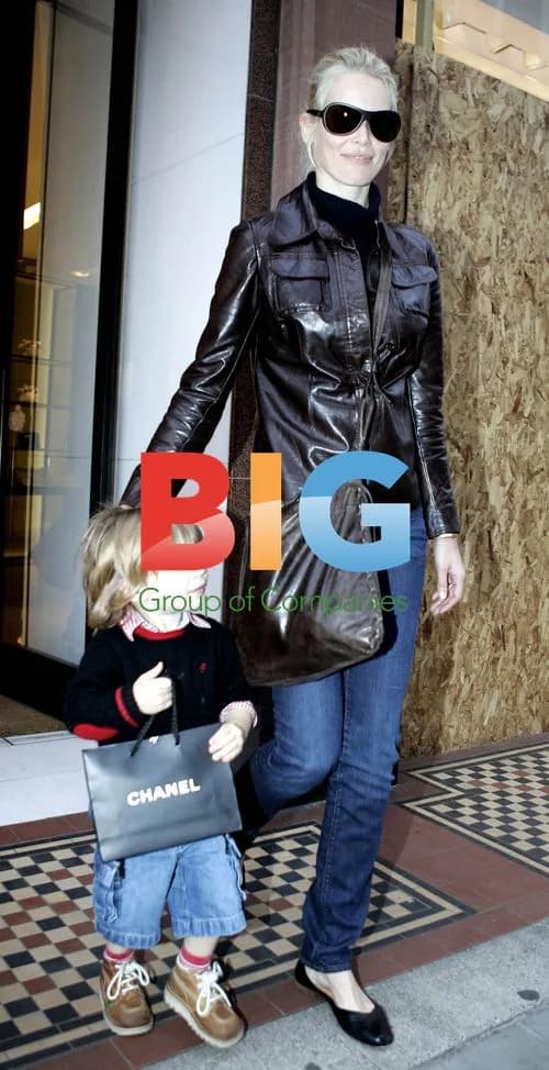 Claudia Schiffer Spotted Shopping in London