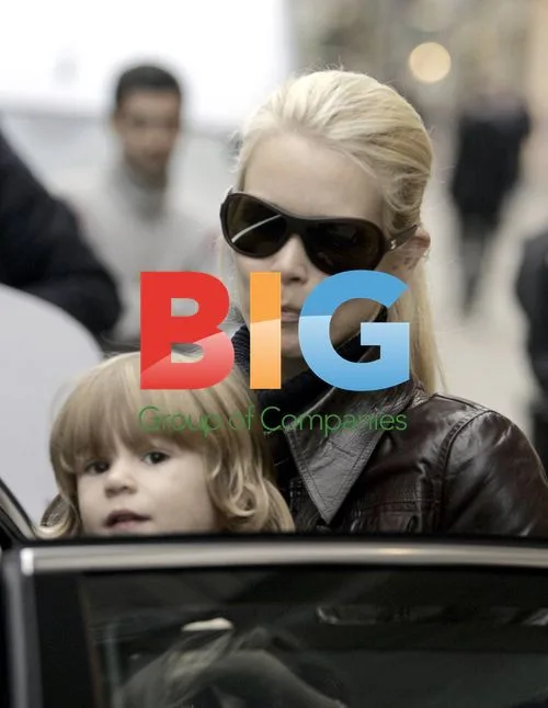 Claudia Schiffer Shopping with Son