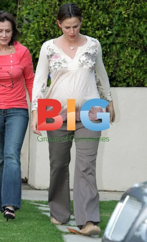 Ben Affleck and Jennifer Garner Out Shopping
