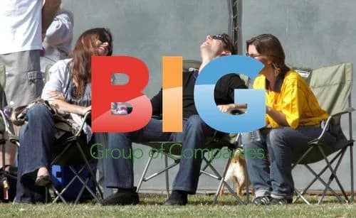 Tom Cruise and Katie Holmes at the Park with Kids