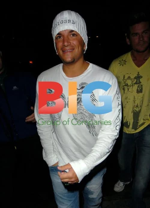 Katie Price and Peter Andre Grab Meal