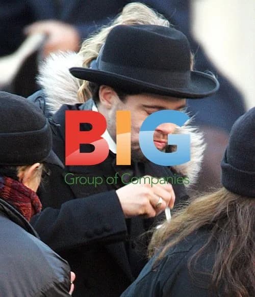 Brad Pitt Eating Soup on 'Jesse James' Set