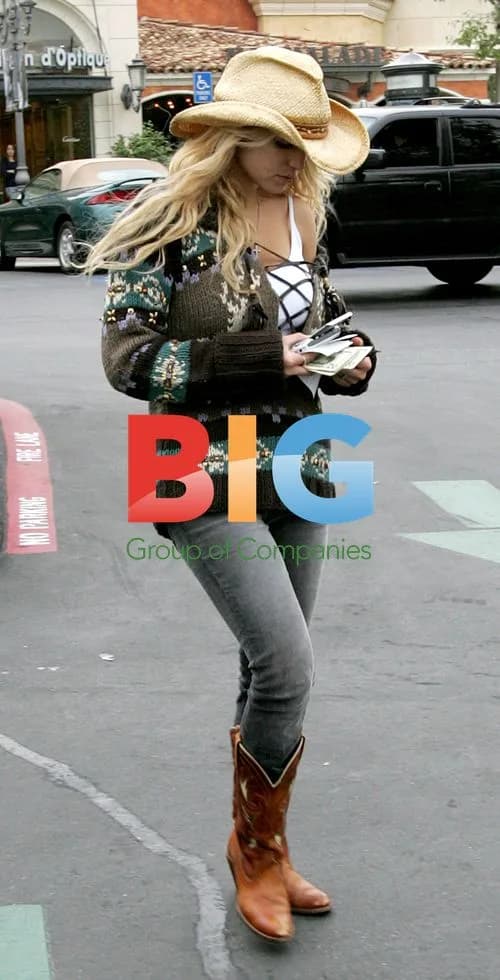 Jessica Simpson Cowgirl in Calabasas