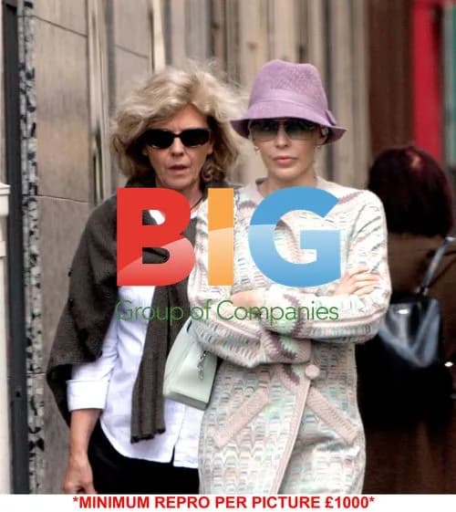 Kylie Minogue and her mom in Paris