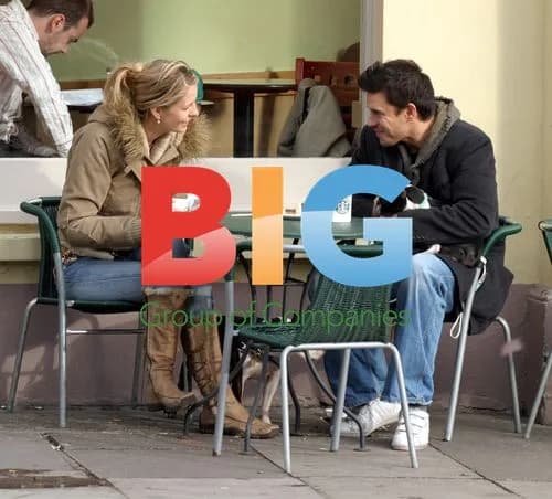 Jeremy Edwards enjoys lunch with possible new girlfriend