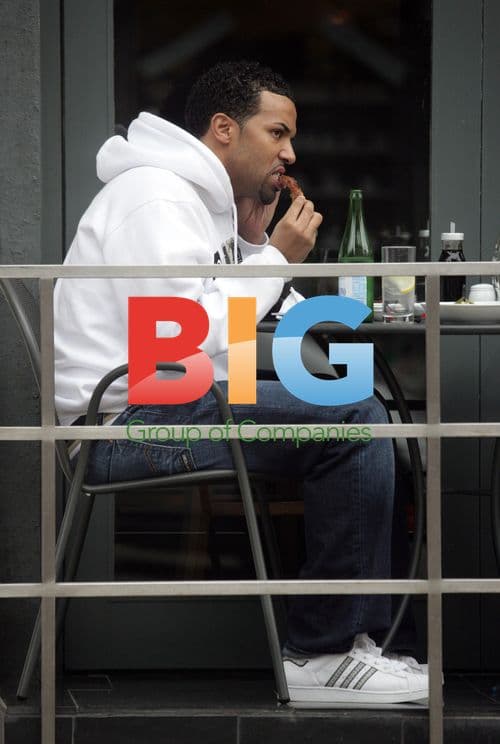 Craig David Enjoys Lunch in North London