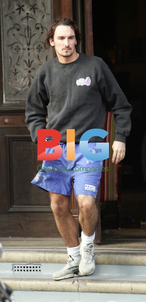 Sadie Frost leaving pub with friends