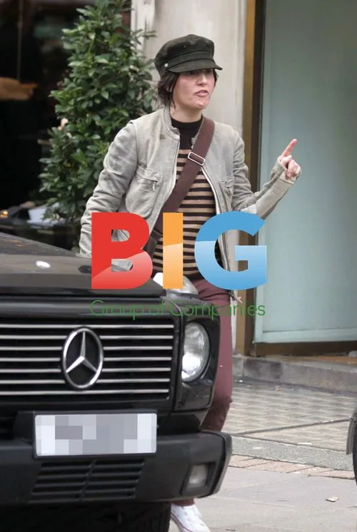 Singer Sharleen Spiteri finds jeep clamped in Chelsea