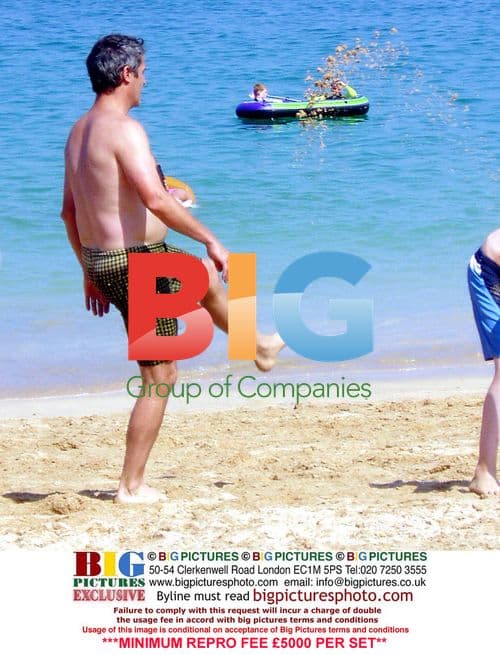 Fern Britton and Phil Vickery on holiday