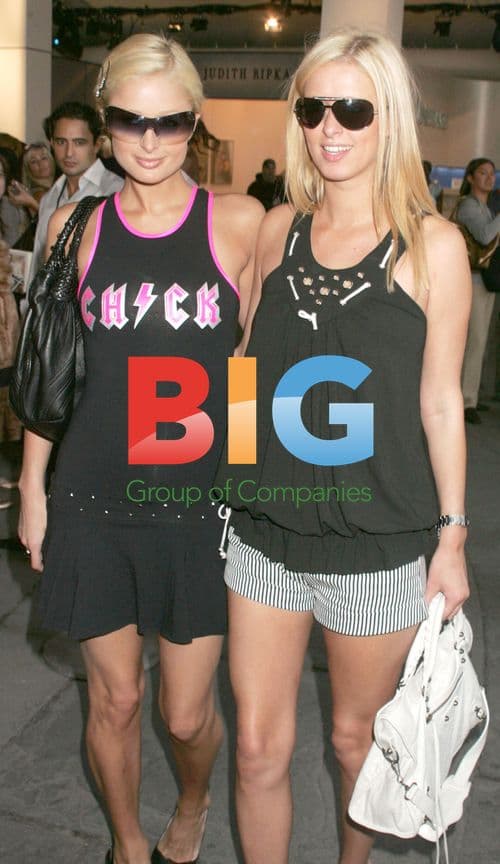 Paris and Nicky Hilton at Marc Jacobs Fashion Show